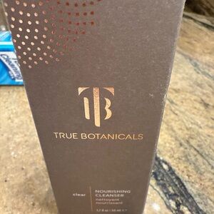 Nourishing Cleanser